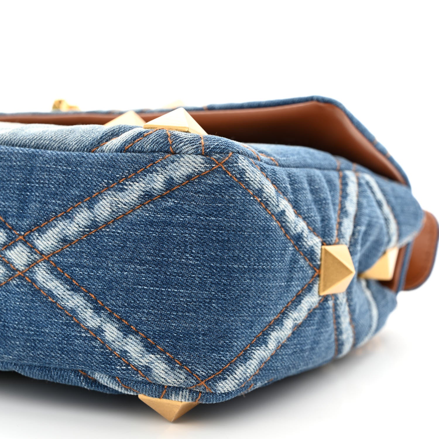 Valentino Garavani Denim Large Roman Stud Shoulder Bag Light Denim Selleria 9 of 9