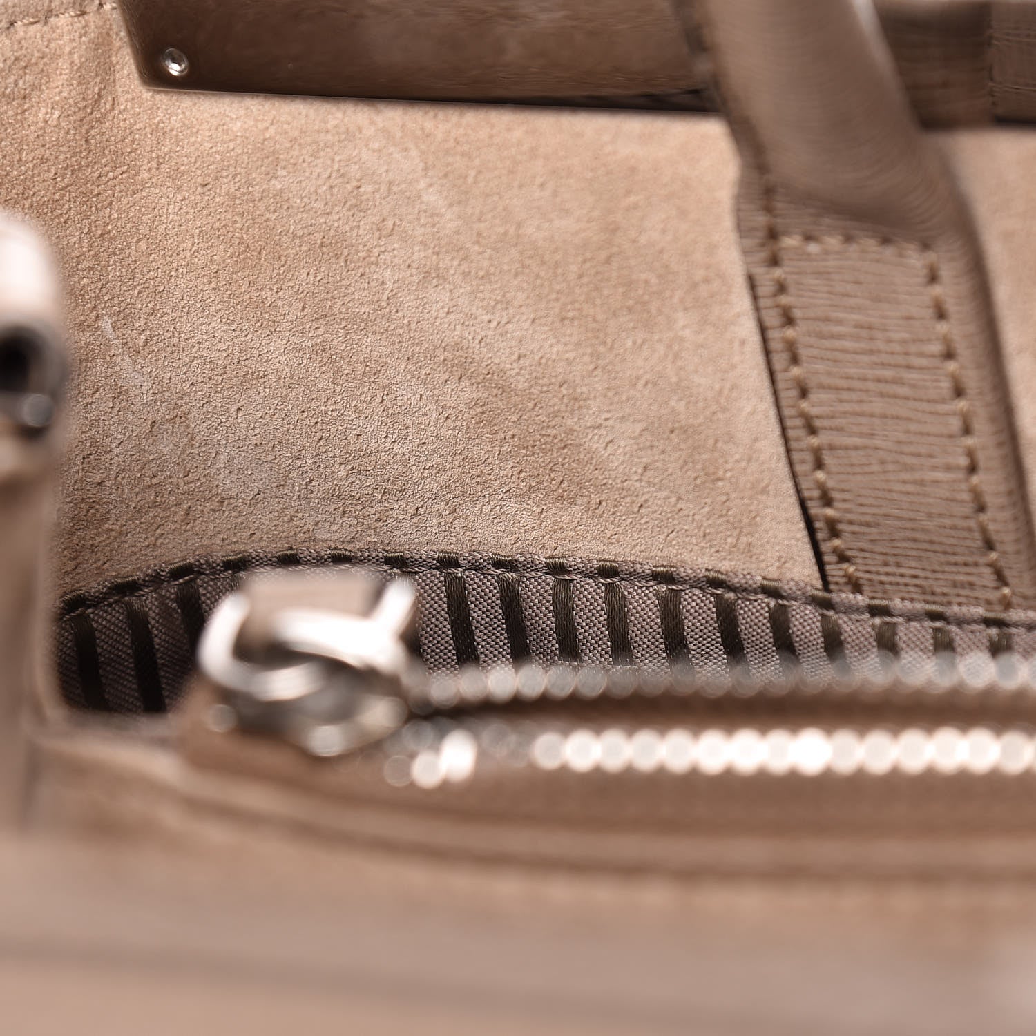 Fendi Vitello Elite Regular 2Jours Tote Tortora 16 of 23