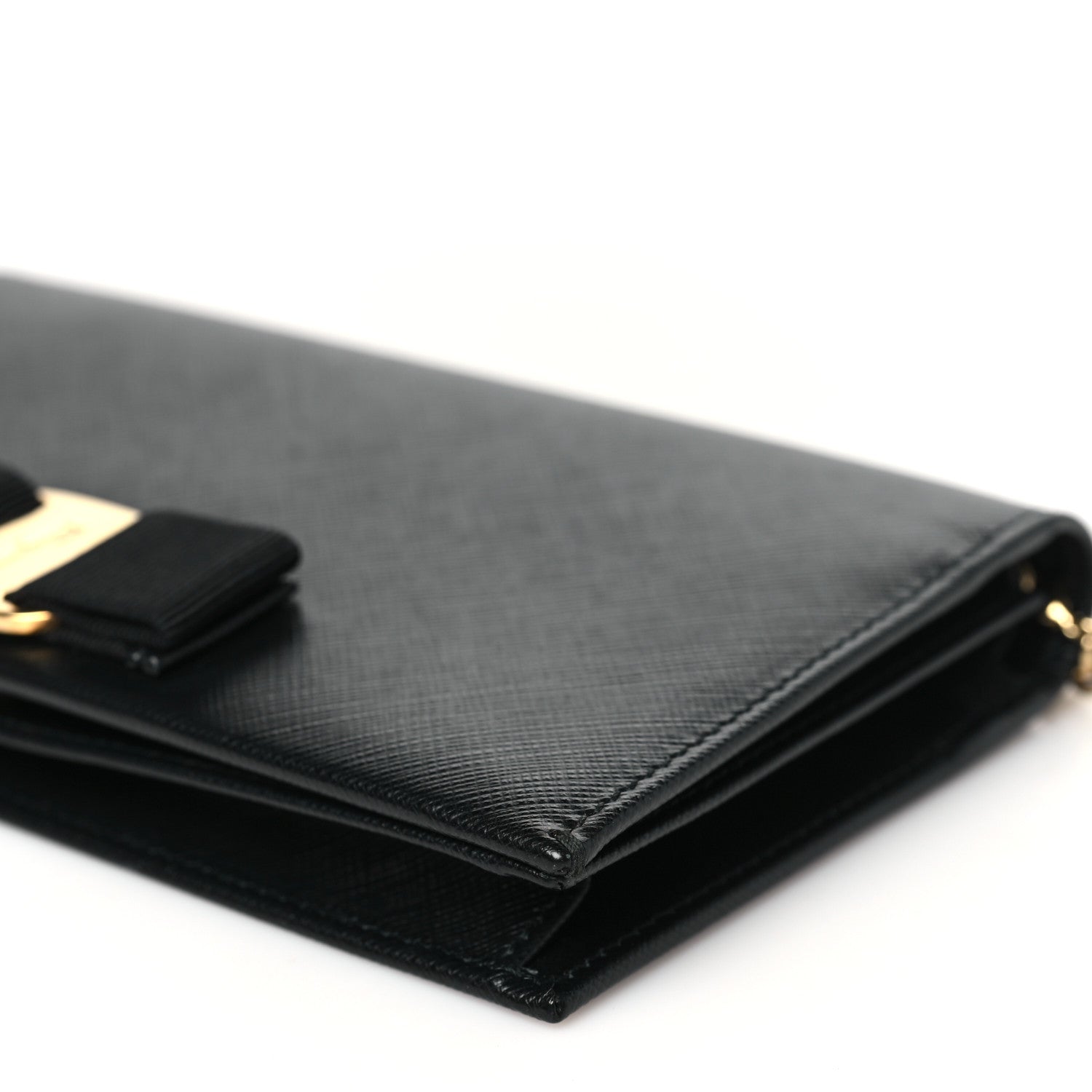 Salvatore Ferragamo Hammered Calfskin Vara Wallet On Chain Black 9 of 10