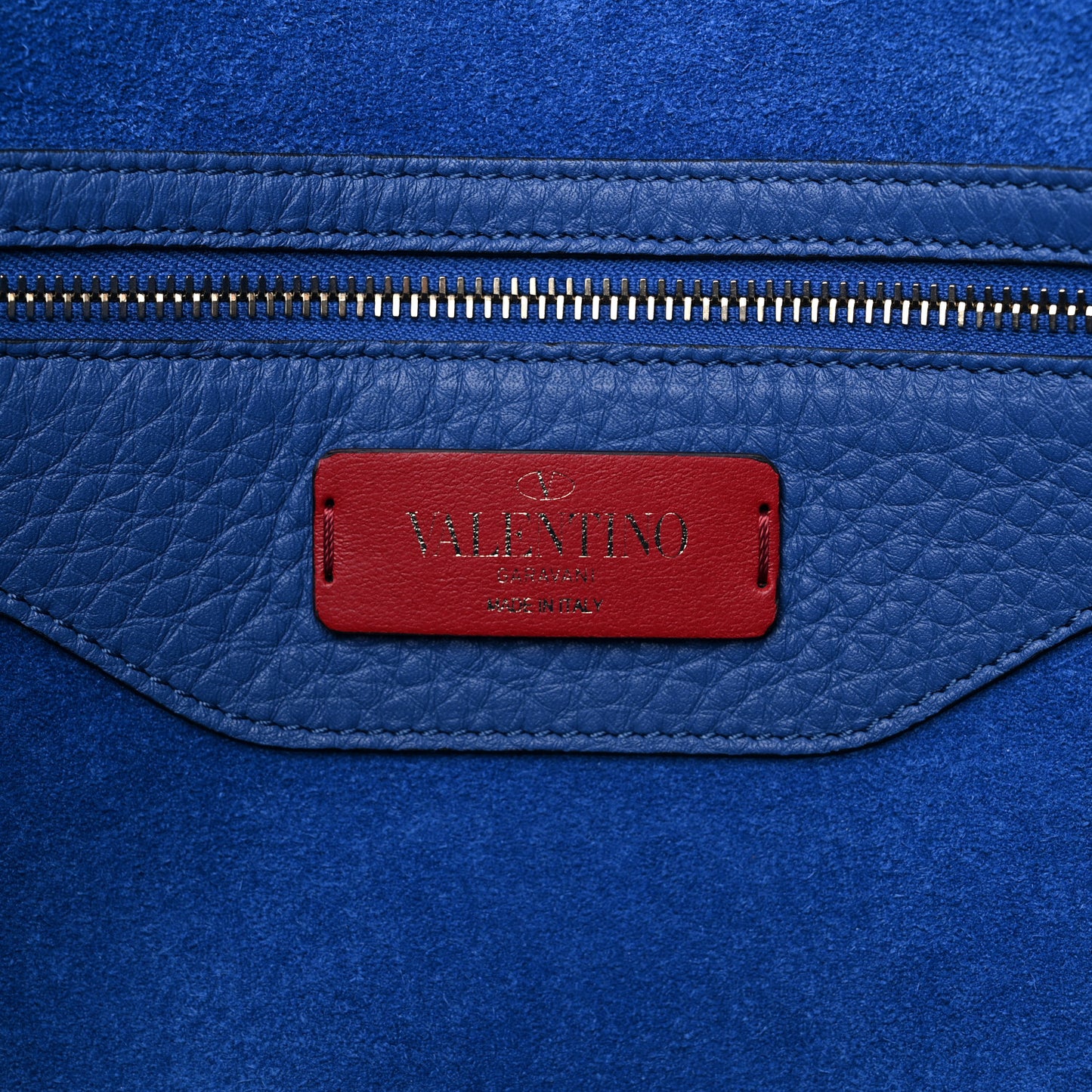 Grained Calfskin Rockstud Shoulder Tote Baltique