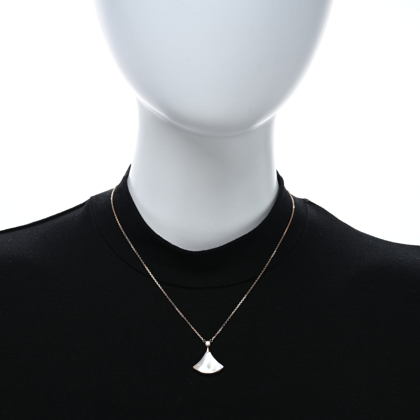 18K Rose Gold Diamond Mother of Pearl Divas' Dream Pendant Necklace