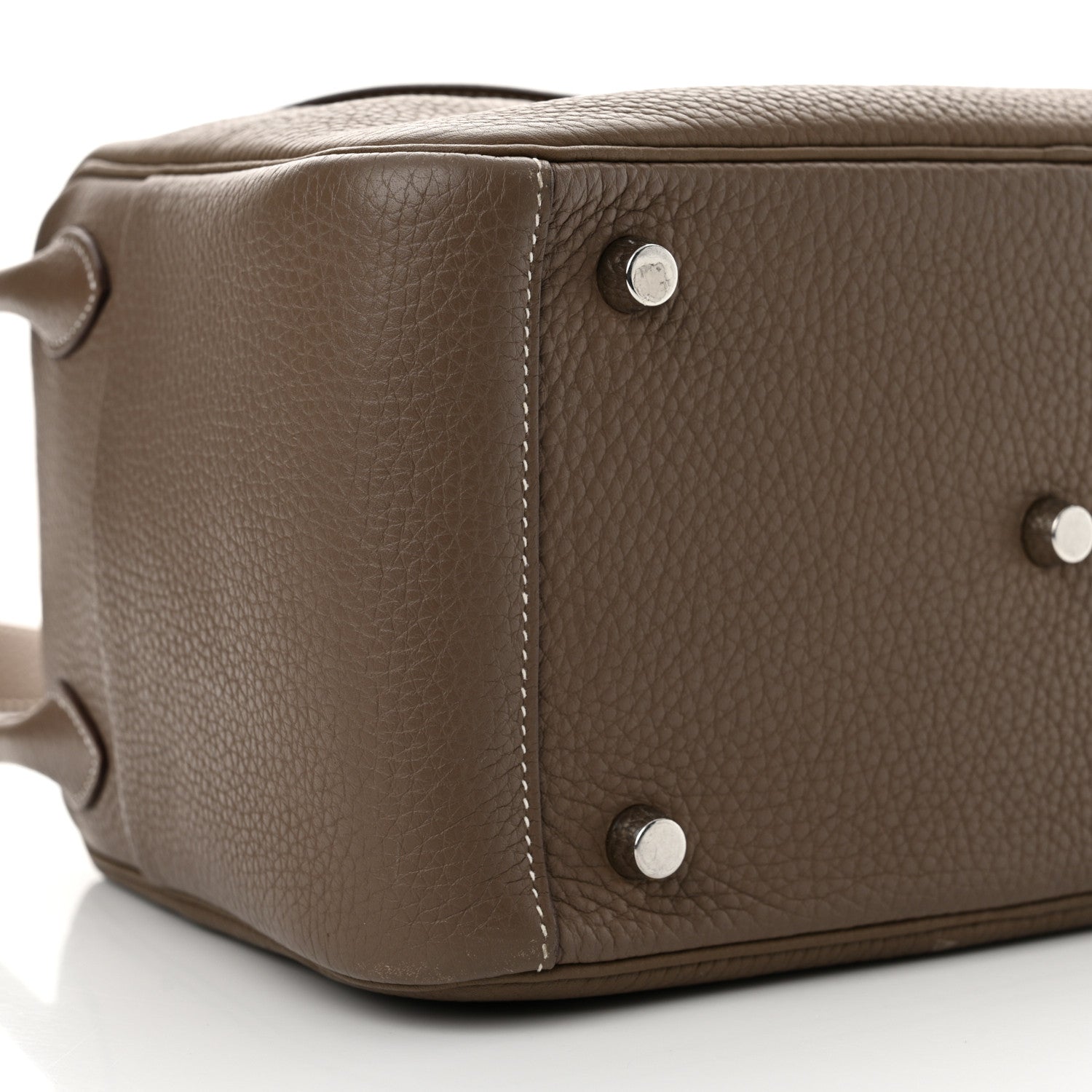 Hermes Taurillon Clemence Lindy 26 Etoupe 9 of 12