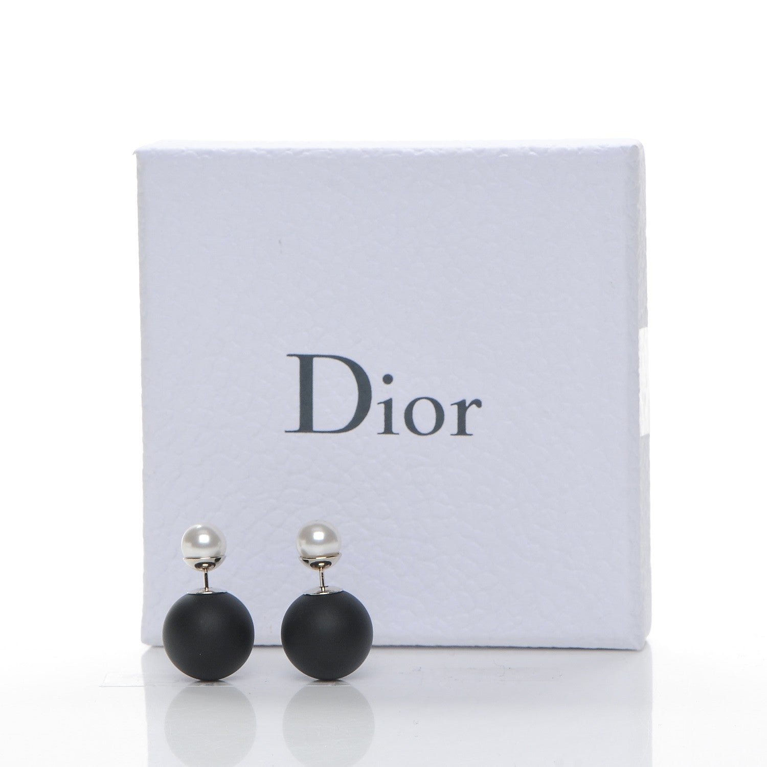 Christian Dior Mise En Dior Tribal Earrings Matte Black Pearl 5 of 5