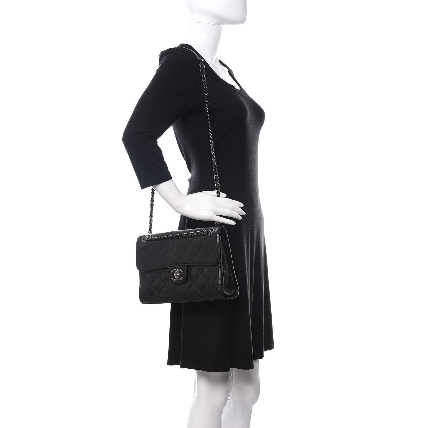 Crumpled Grained Calfskin Medium CC Crave Flap Black