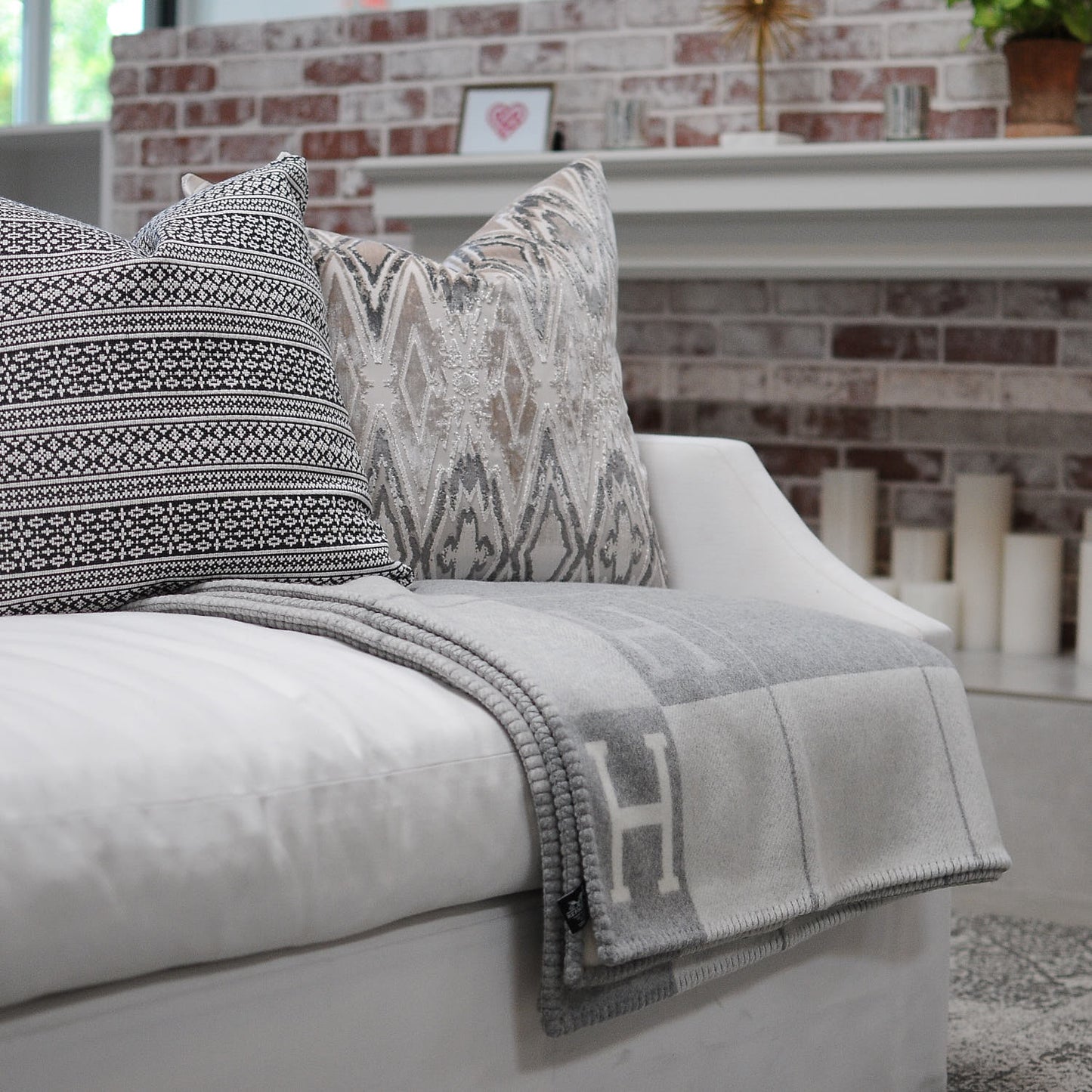 Wool Cashmere Avalon III Blanket Ecru Gris Clair