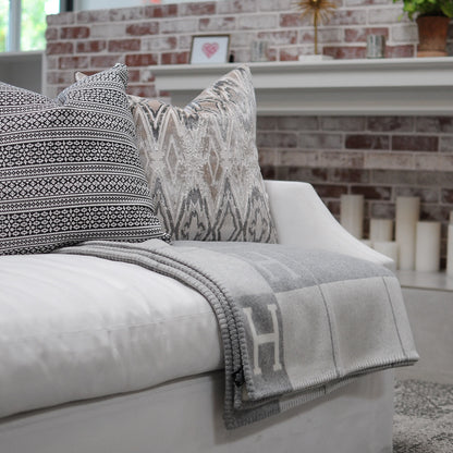 Hermes Wool Cashmere Avalon III Blanket Ecru Gris Clair 2 of 4