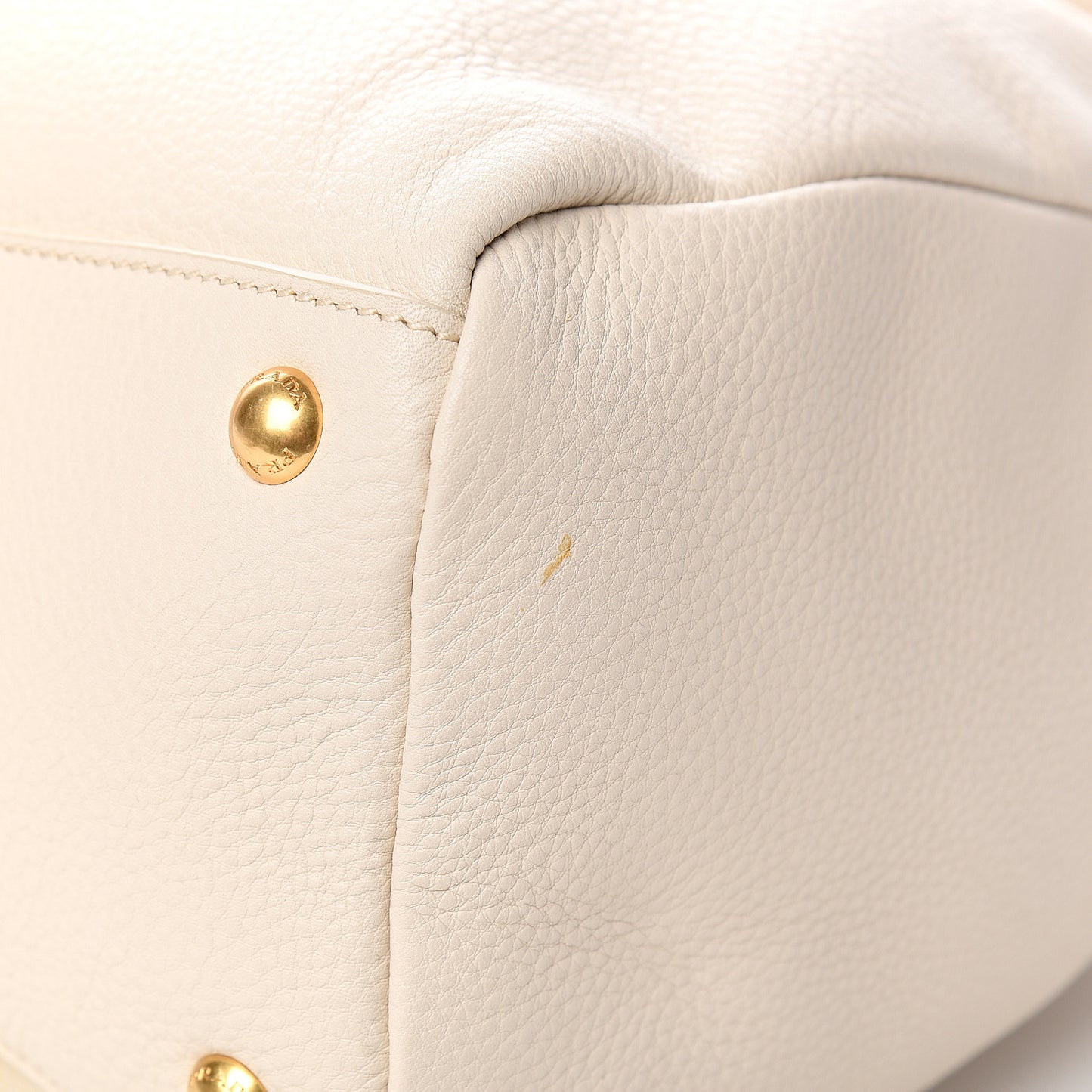 Vitello Daino Top Handle Zip Tote Talco