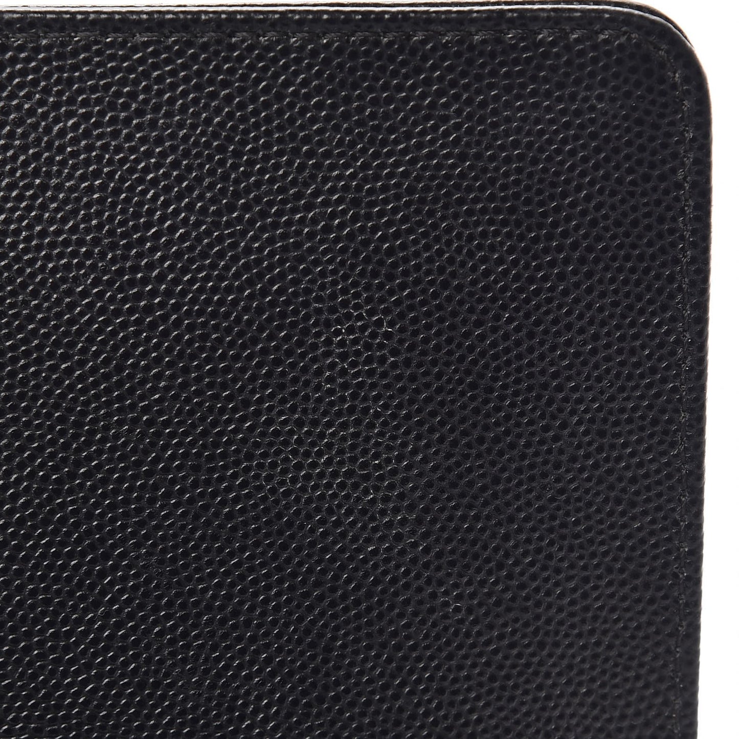 Caviar Quilted Medium Boy Flap Black