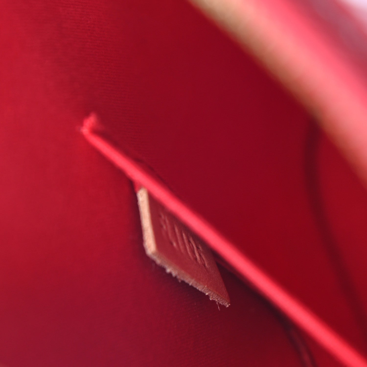 Louis Vuitton Vernis Alma BB Cherry 7 of 11
