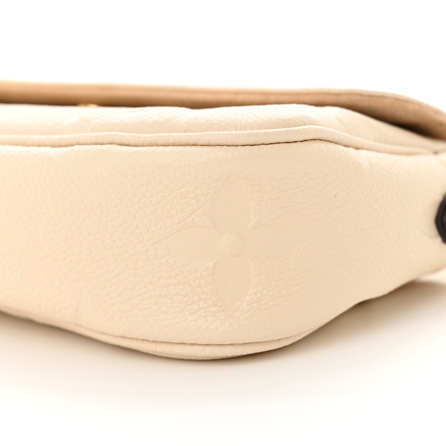 Empreinte Monogram Giant Ivy Wallet On Chain Cream