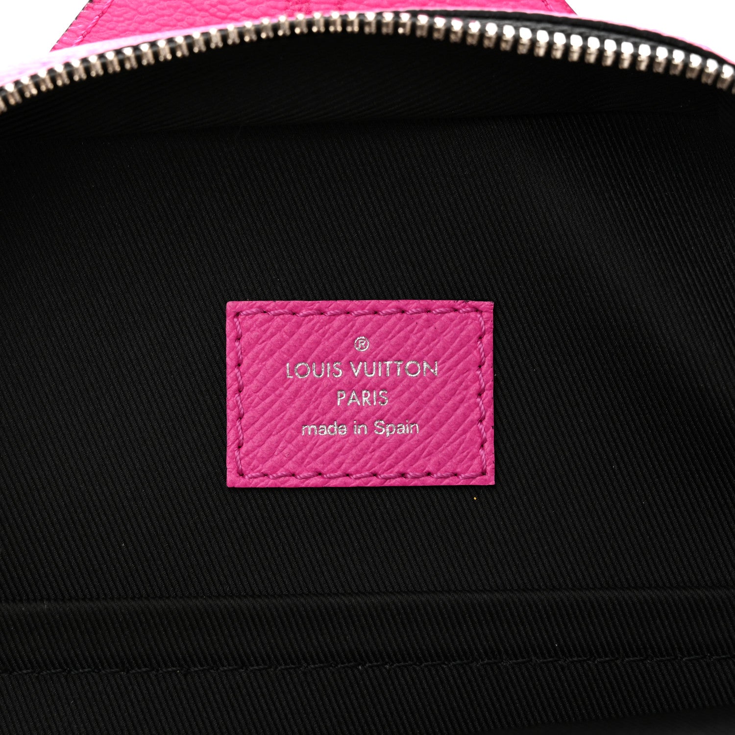Louis Vuitton Taigarama Outdoor Slingbag Fuchsia 6 of 9