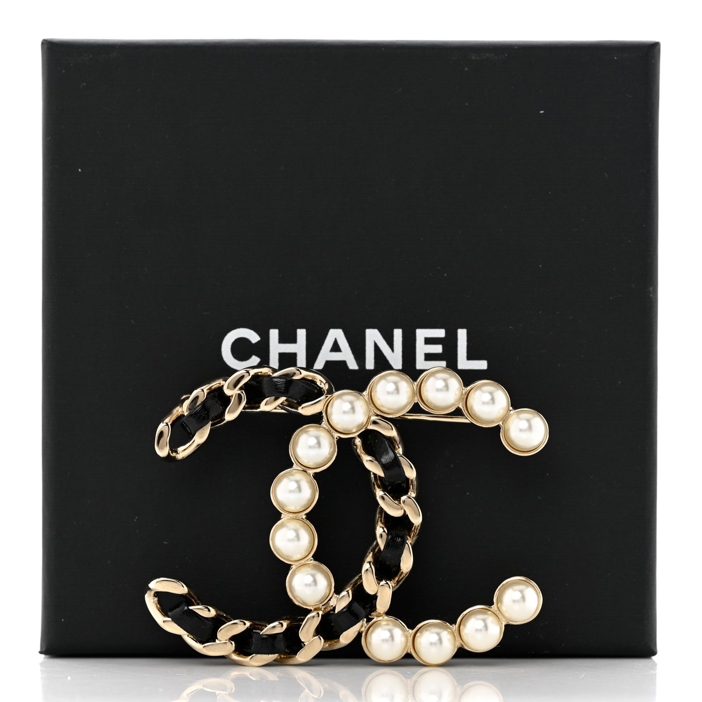 Lambskin Pearl CC Chain Brooch Black Gold