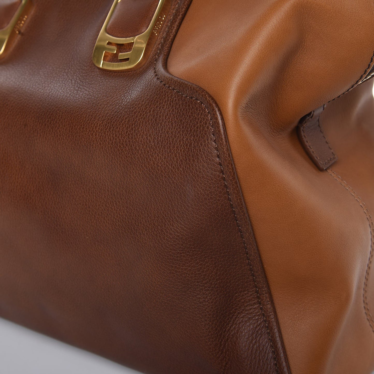 Capra Vitello Saddle Colorblock Large Chameleon Tote Moro Biscotto