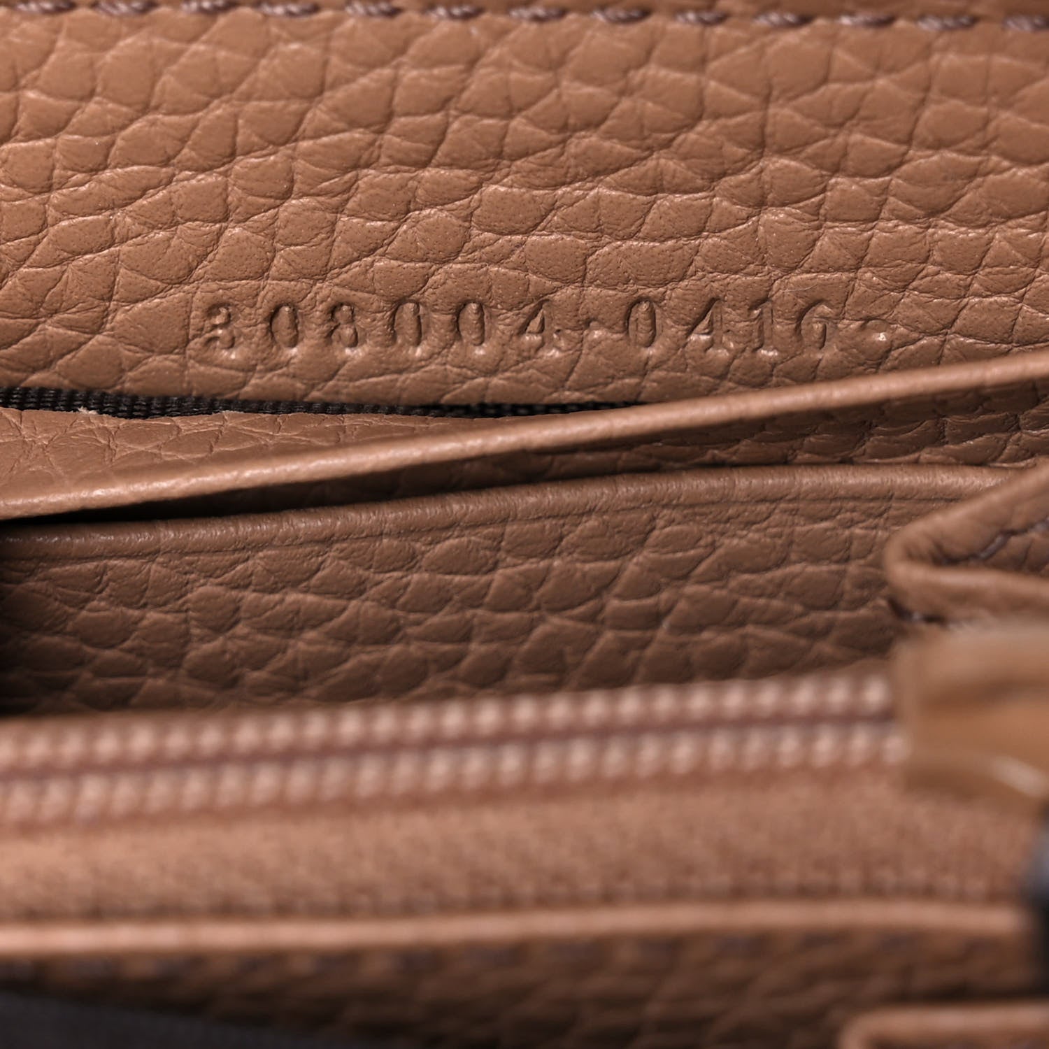 Gucci Pebbled Calfskin Soho Zip Around Wallet Camelia 7 of 10
