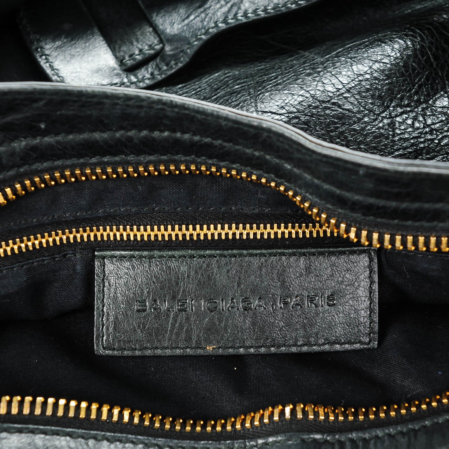 Agneau Giant 21 Gold Hardware City Black