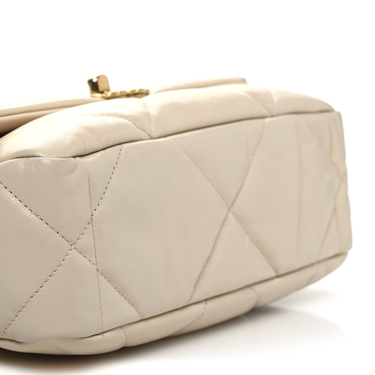 Lambskin Quilted Medium Chanel 19 Flap Beige