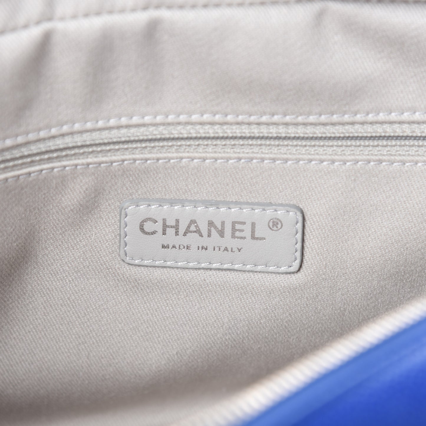 Caviar Quilted Jumbo Easy Flap Blue
