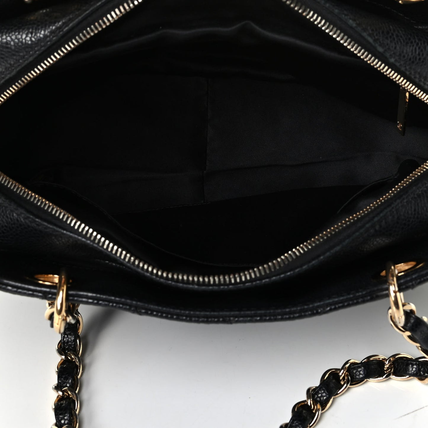 Caviar Quilted Petit Timeless Tote PTT Black