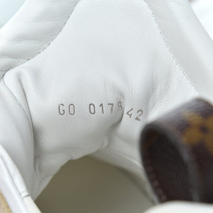 Louis Vuitton Calfskin Technical Nylon LV Archlight Sneakers 42 White Beige 8 of 14