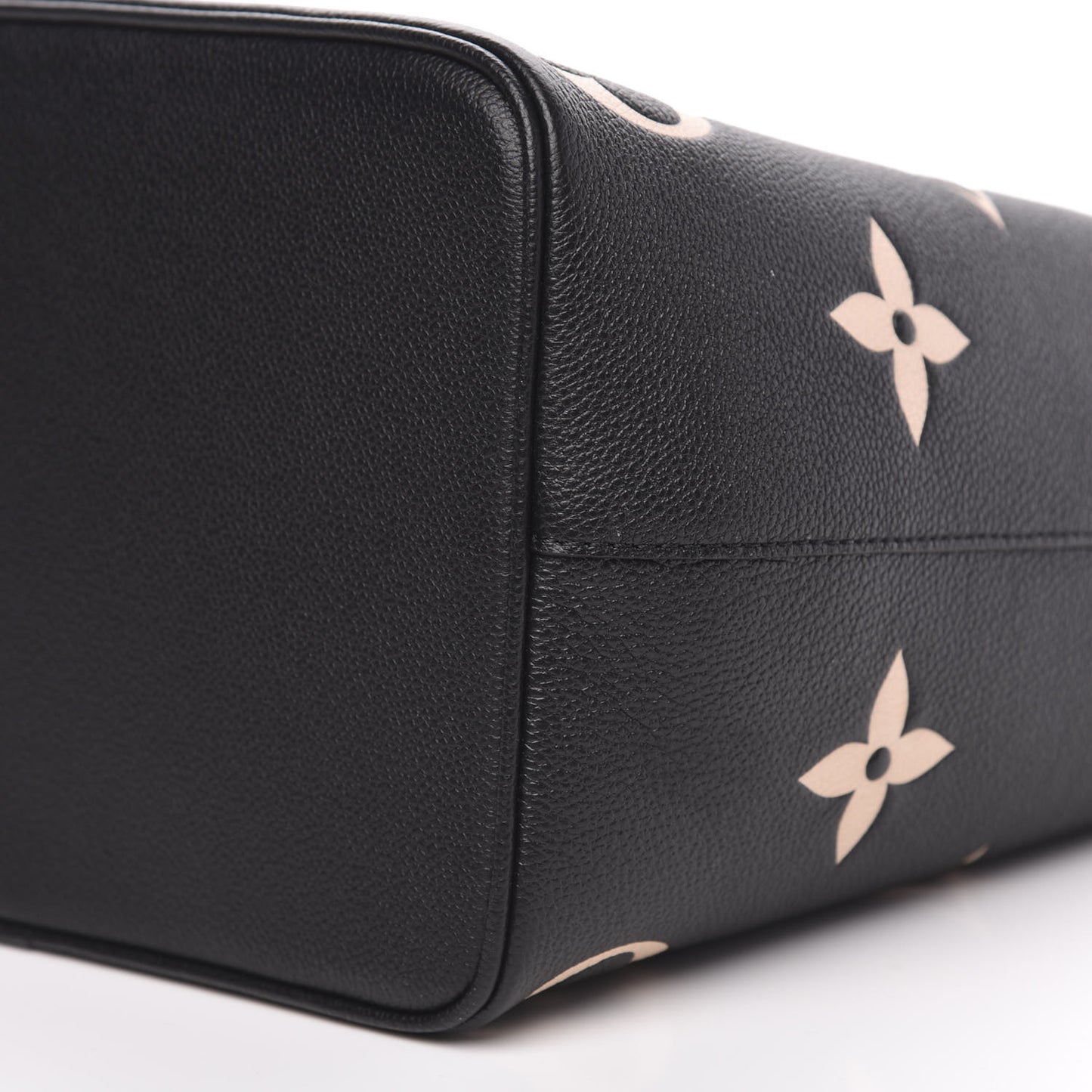 Empreinte Monogram Giant Neonoe MM Black Beige