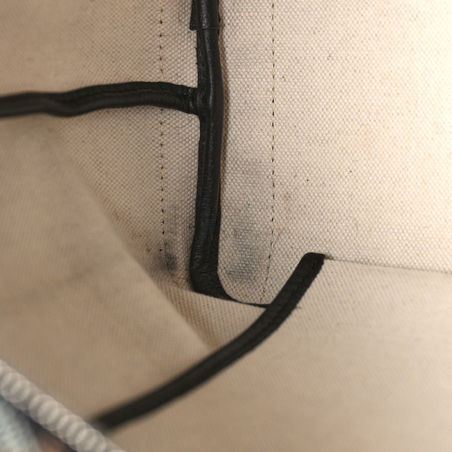 Goyardine Artois PM Black