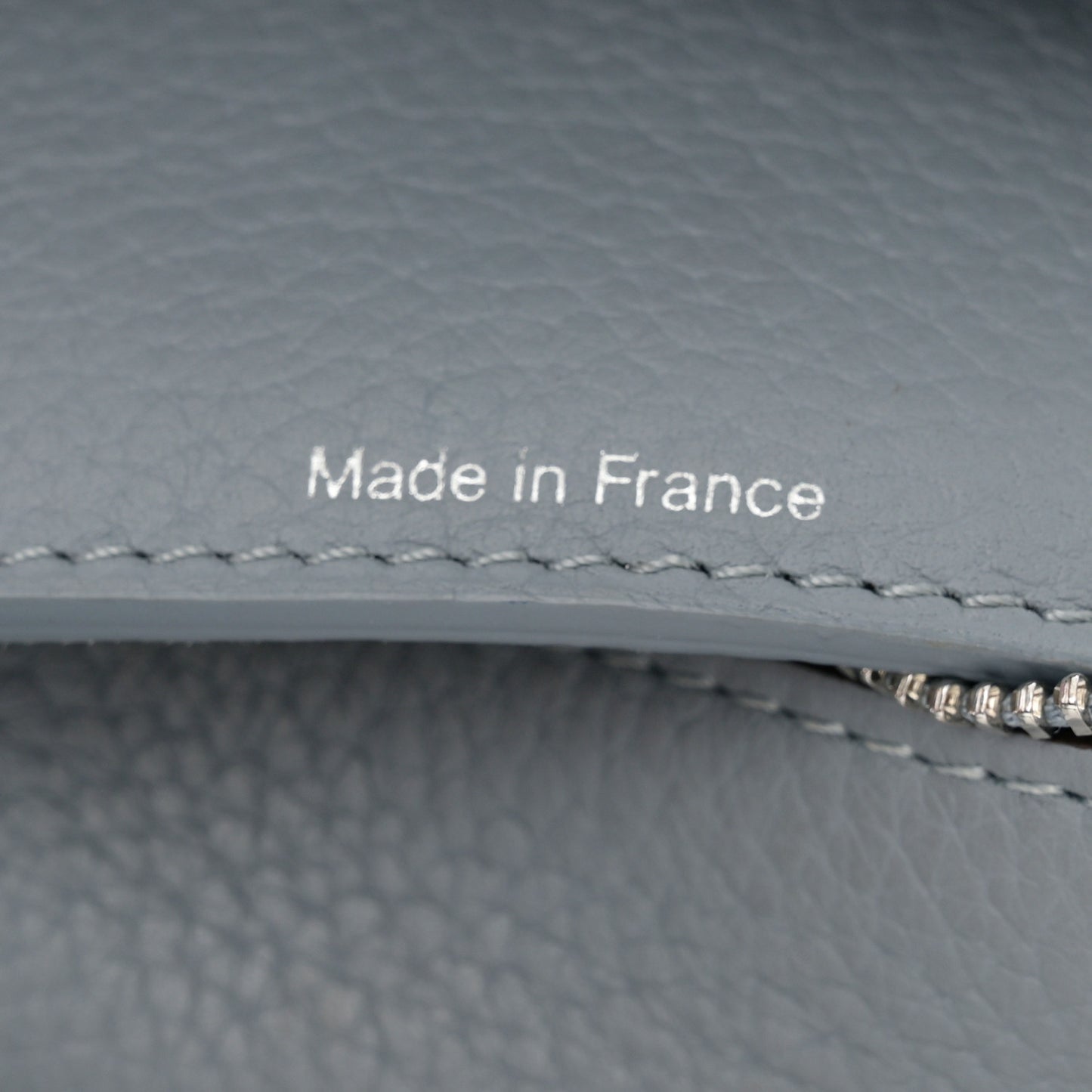 Taurillon Soft Nano Cool Box Satchel Pacific
