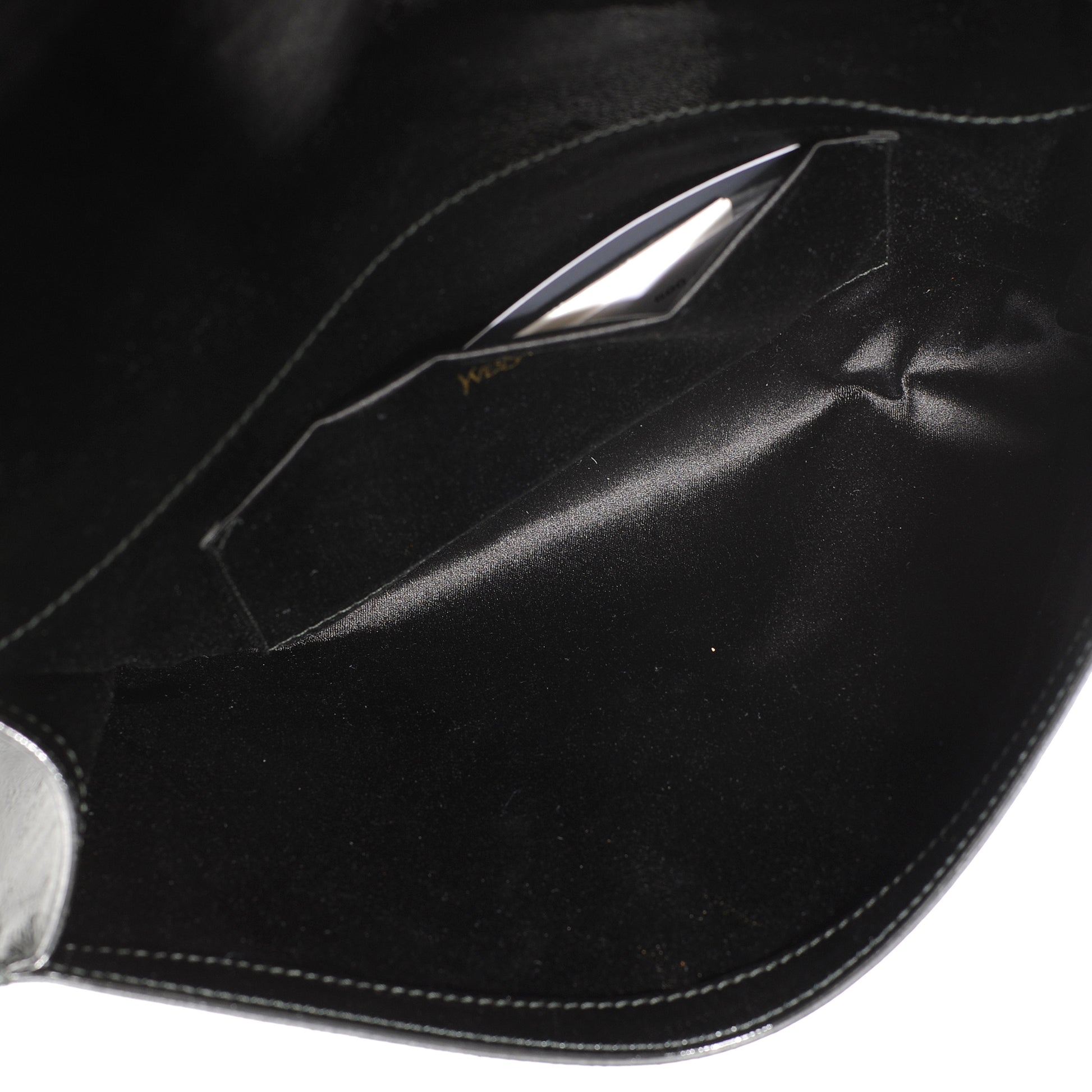 Saint Laurent Textured Patent Monogram Large Belle De Jour Clutch Black 5 of 7
