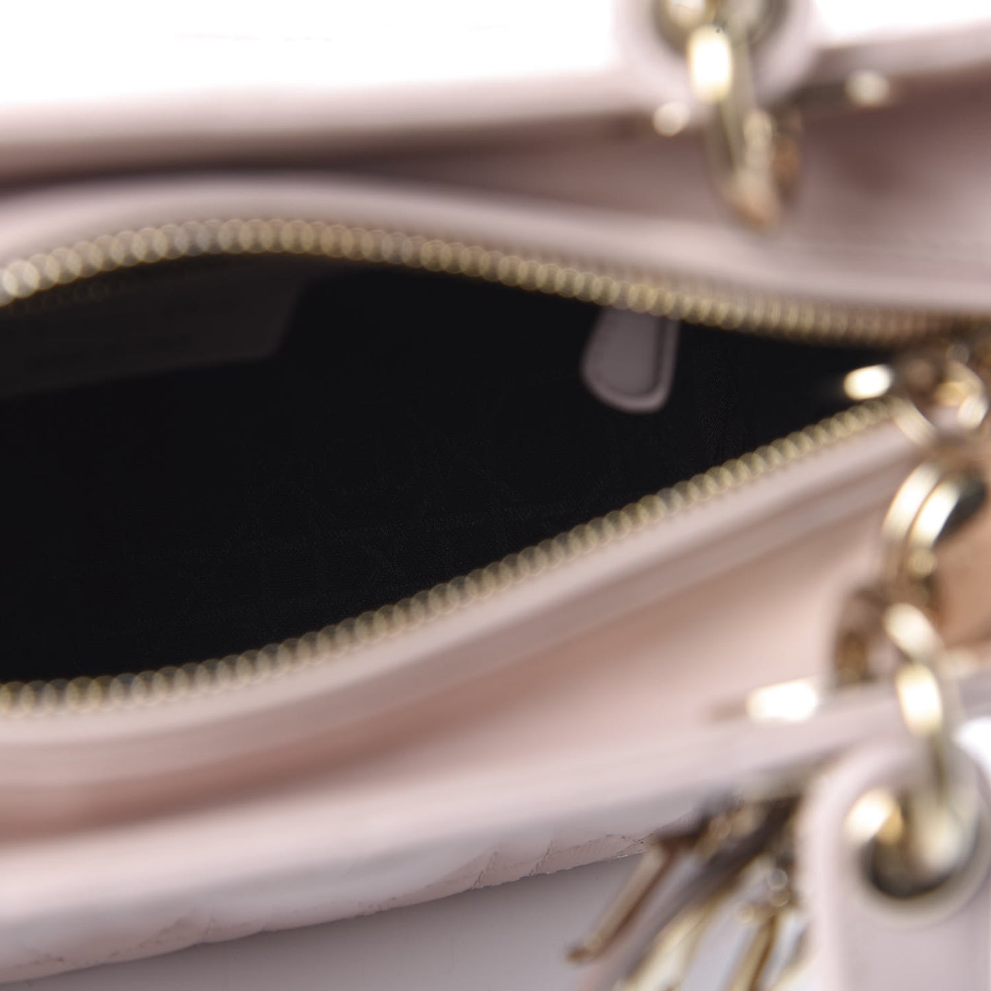 Lambskin Cannage Medium Lady Dior Light Pink