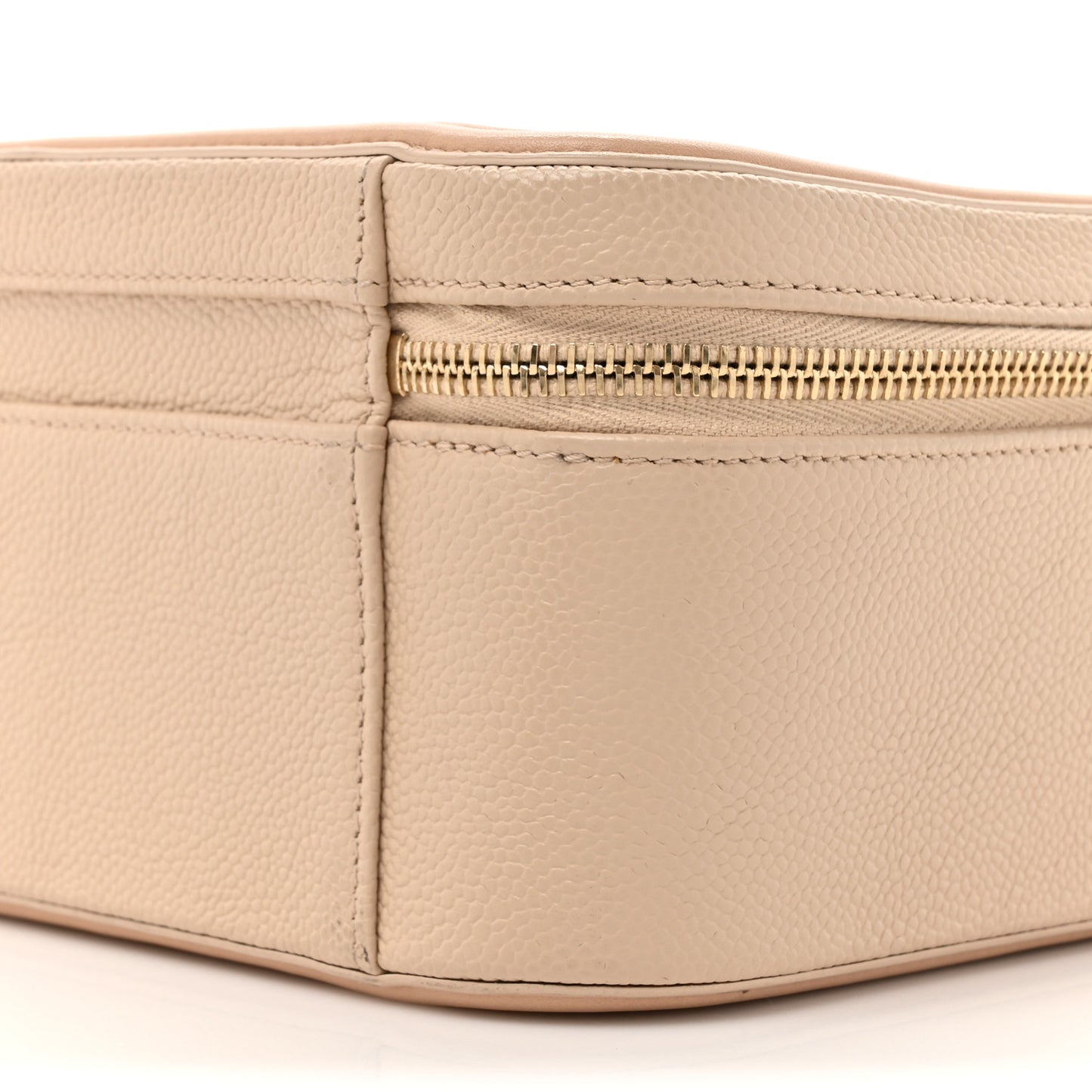 Caviar Quilted Large CC Filigree Vanity Case Beige