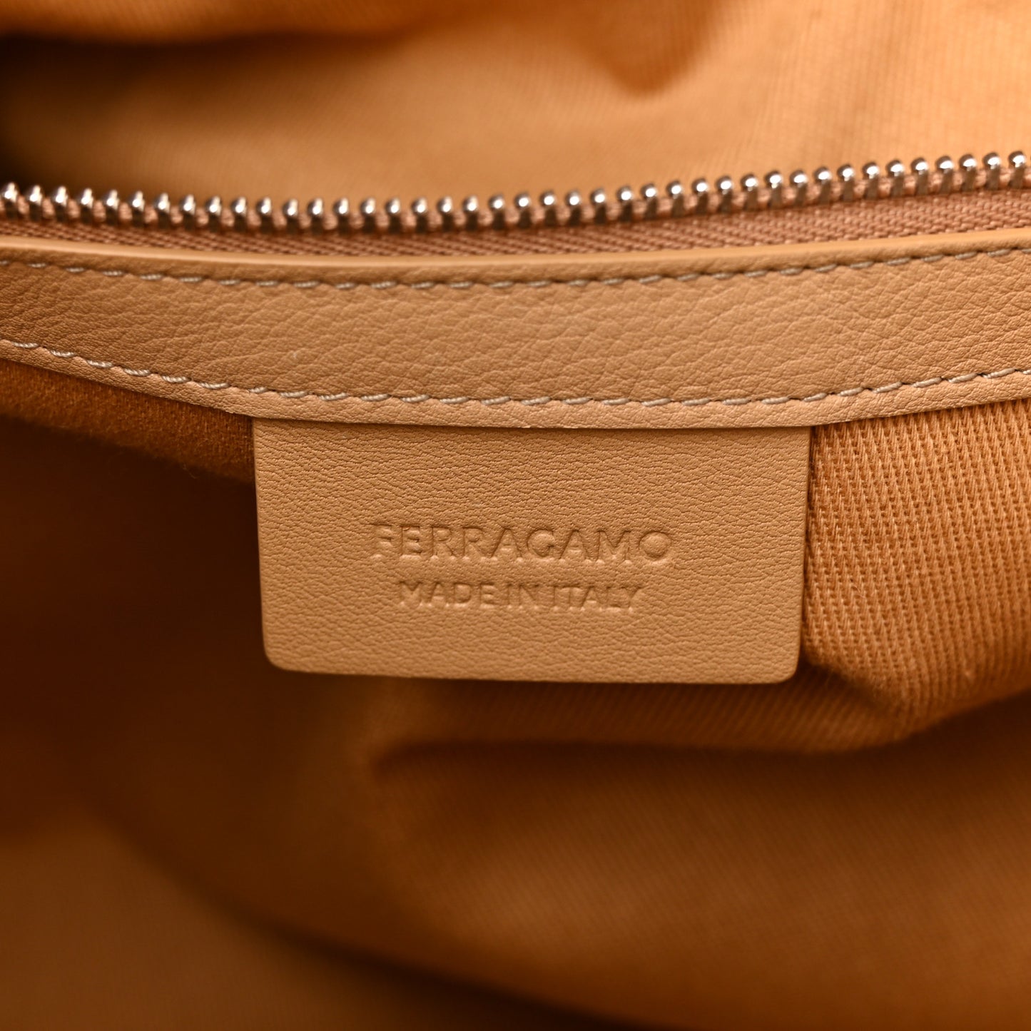 Calfskin Large Star Tote Light Camel