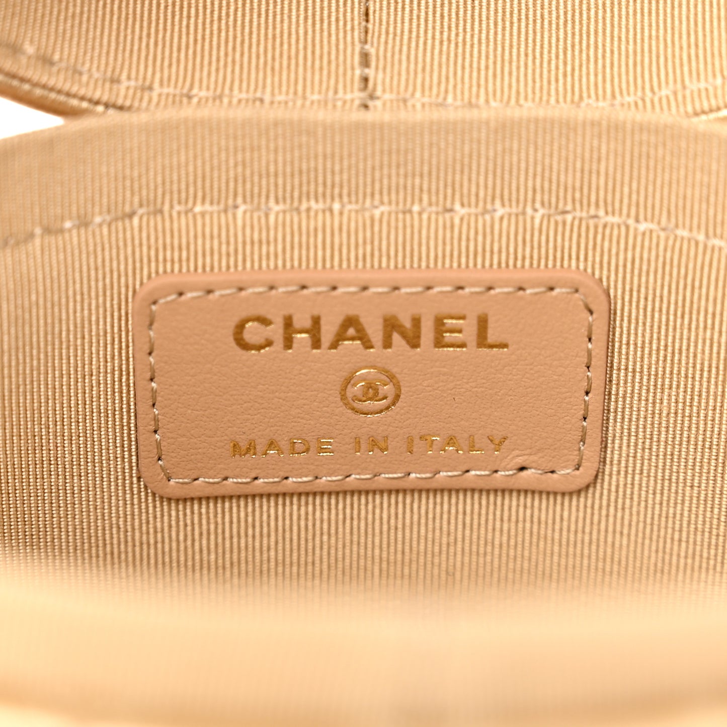 Metallic Lambskin Quilted Round Mini Vanity Case With Chain Gold