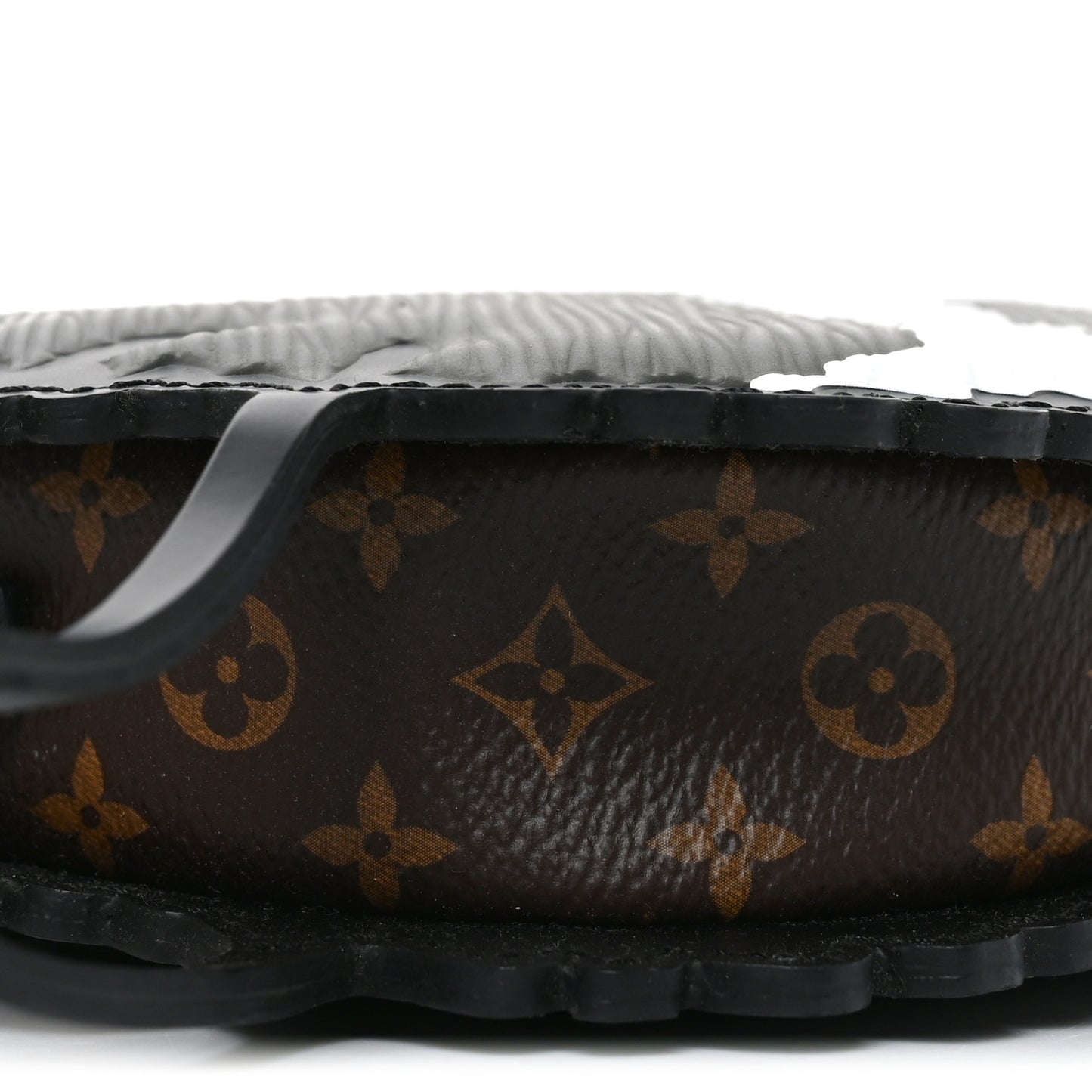 Epi Grace Coddington Catogram Chain Pochette Black