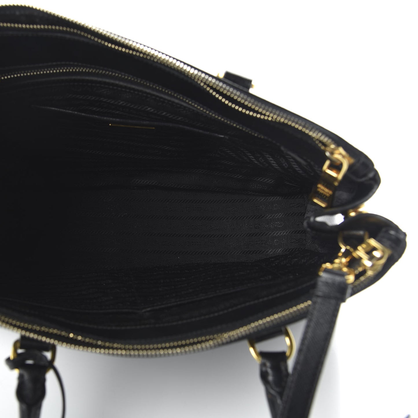 Saffiano Medium Galleria Double Zip Tote Black