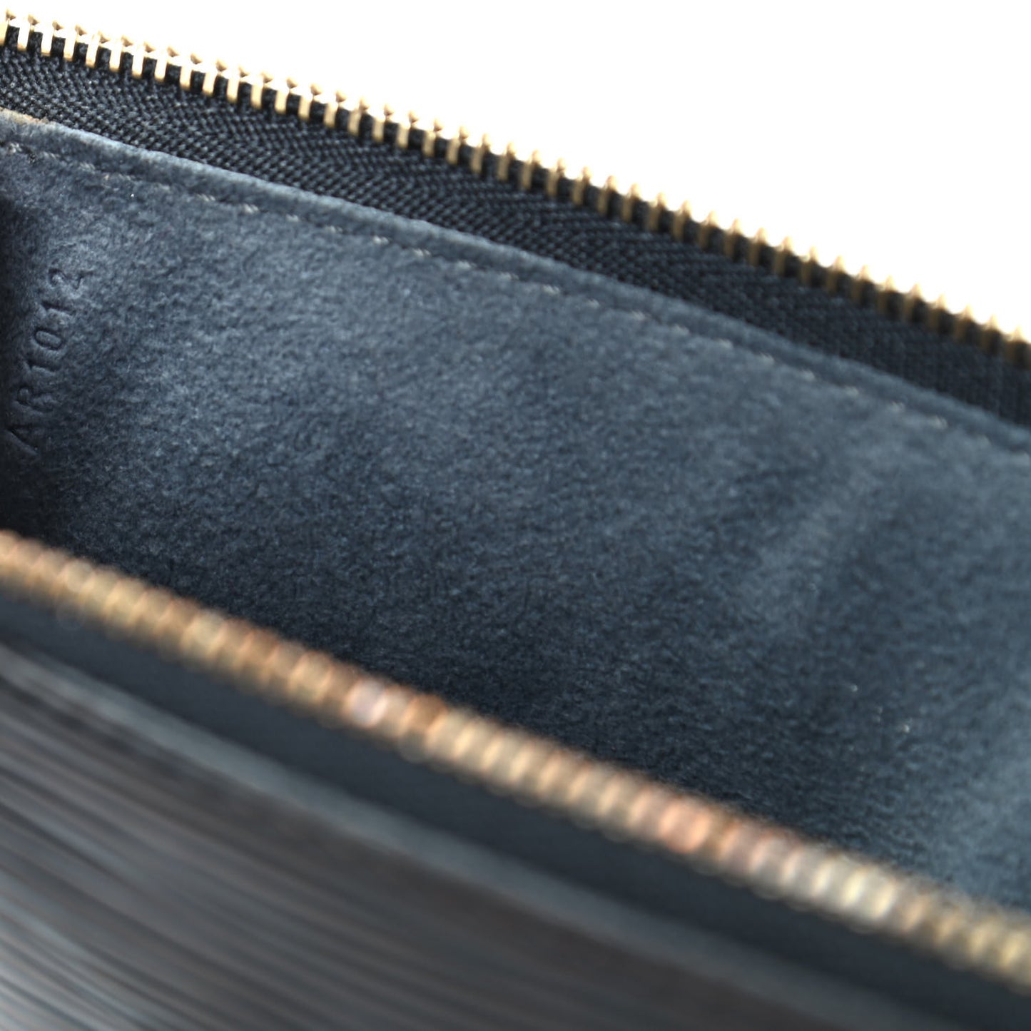 Epi Pochette Accessories 24 Black