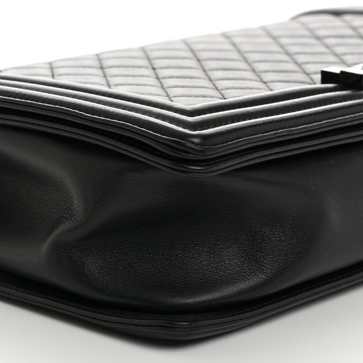 Calfskin Quilted New Medium Boy Flap So Black
