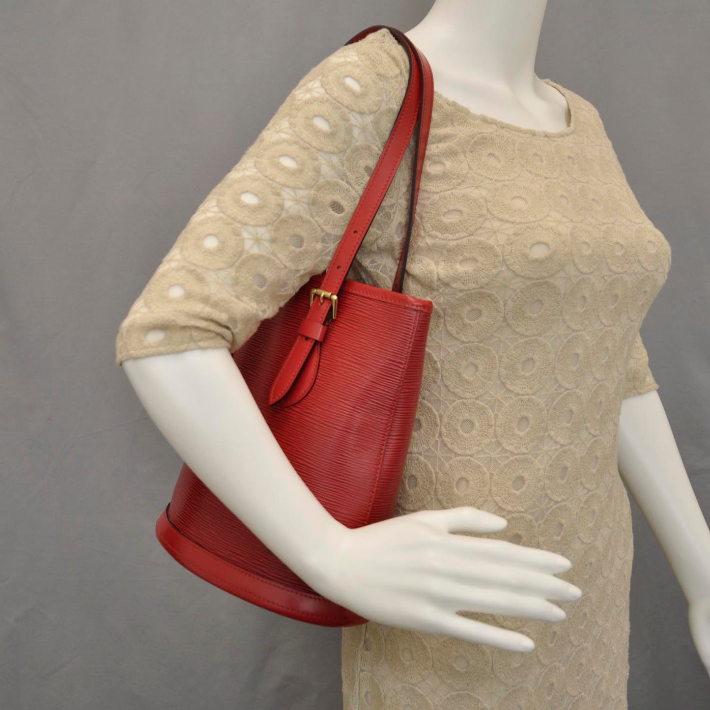 Epi Petite Bucket 23 Red SO