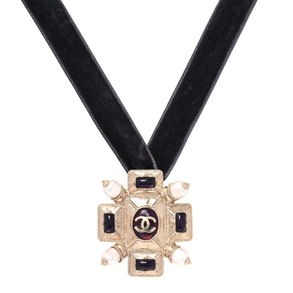 Chanel Velvet Gripoix Crystal CC Choker Necklace Black Gold 1 of 9