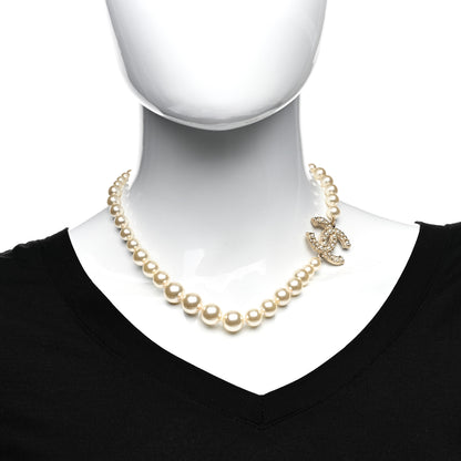 Chanel Pearl CC 100th Anniversary Necklace Light Gold 2 of 4