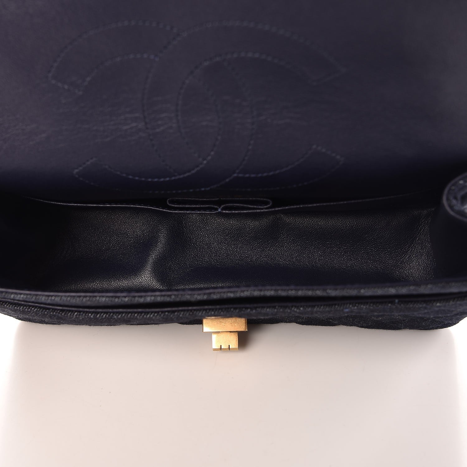 Chanel Denim Quilted 2.55 Reissue 225 Flap Dark Blue 6 of 8