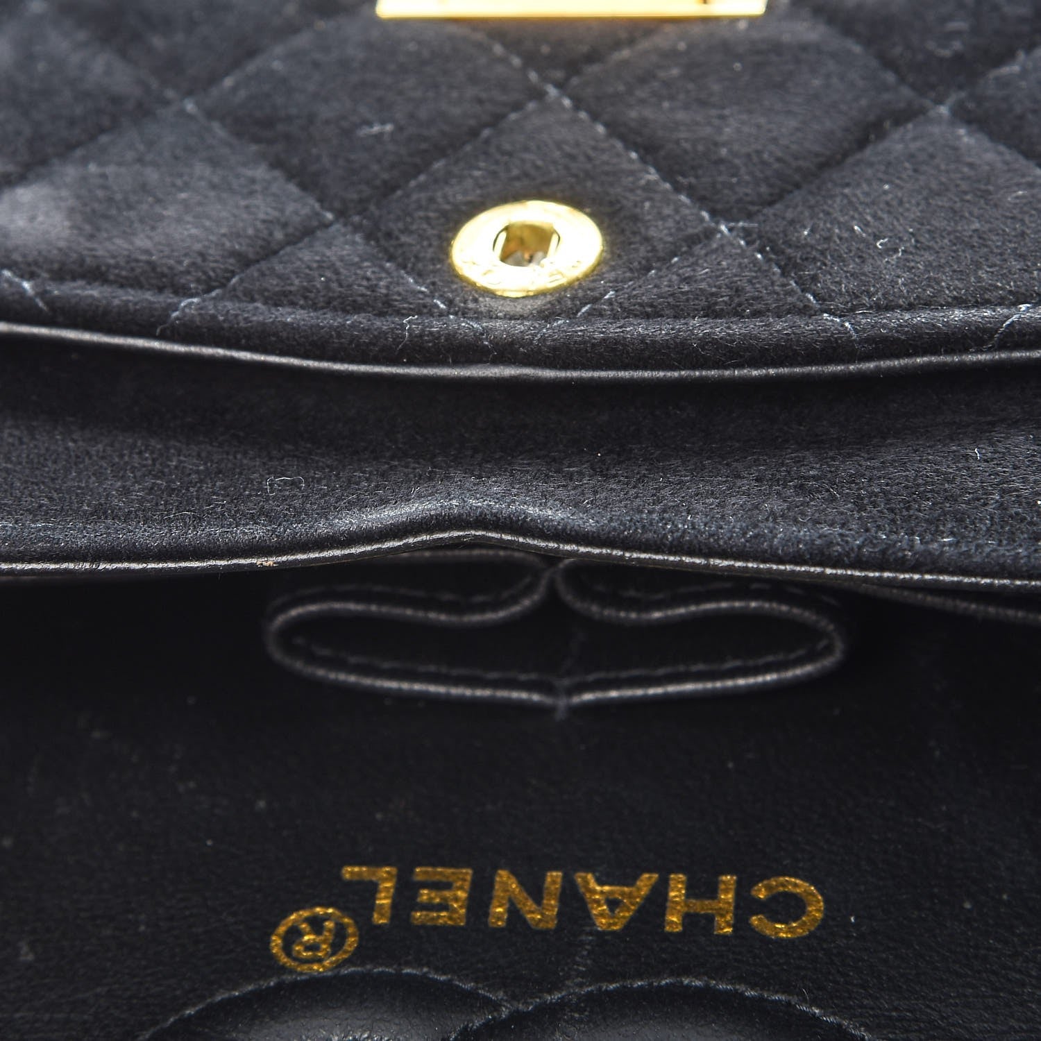 Chanel Suede 2.55 Reissue 225 Flap Black 9 of 17