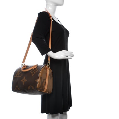 Louis Vuitton Reverse Monogram Giant Speedy Bandouliere 30 3 of 9