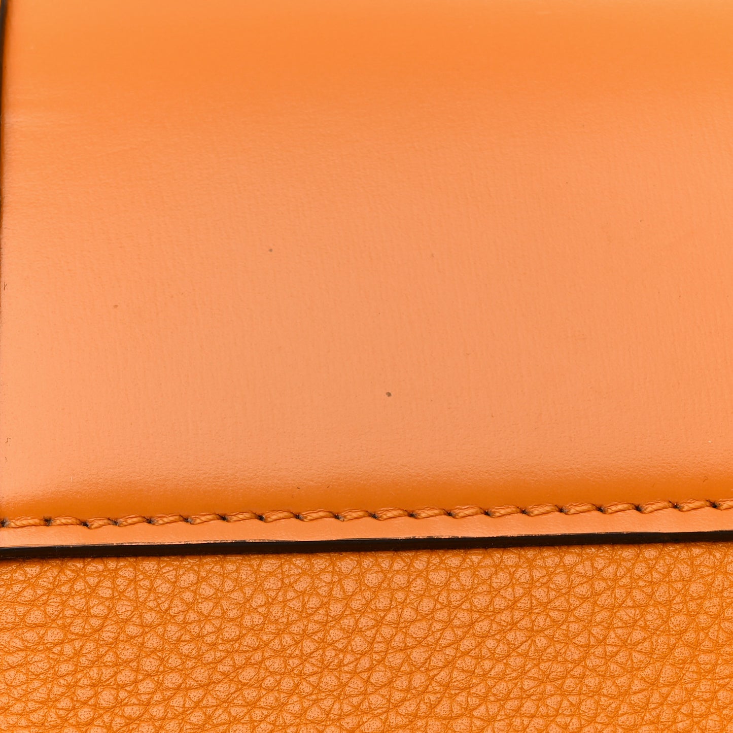 Grained Smooth Calfskin Rose Des Vents PM Amaretto