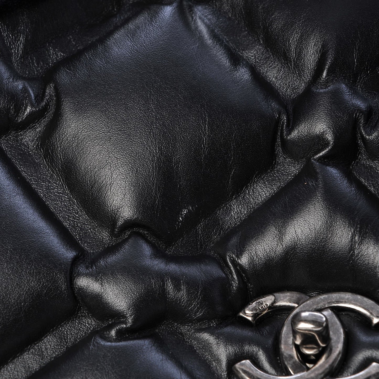 Calfskin Quilted Large Chesterfield Flap Black