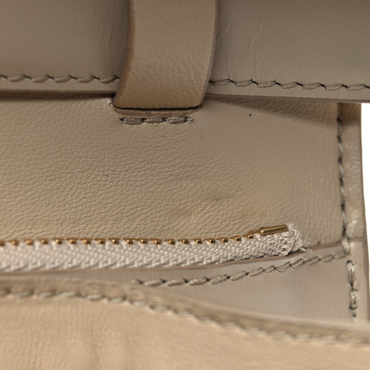 Box Calfskin Medium Classic Box Flap Bag Powder