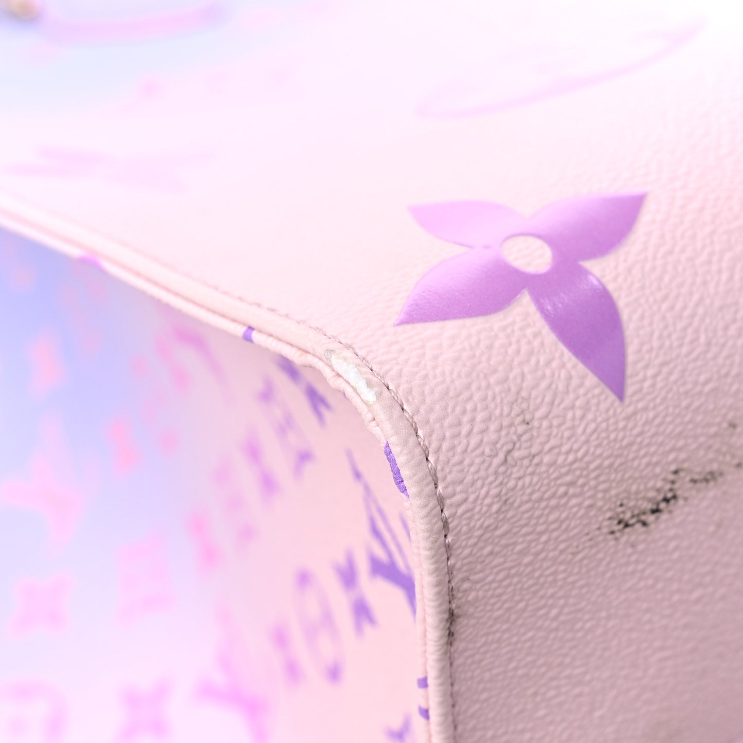 Monogram Giant Spring In The City Onthego GM Sunrise Pastel