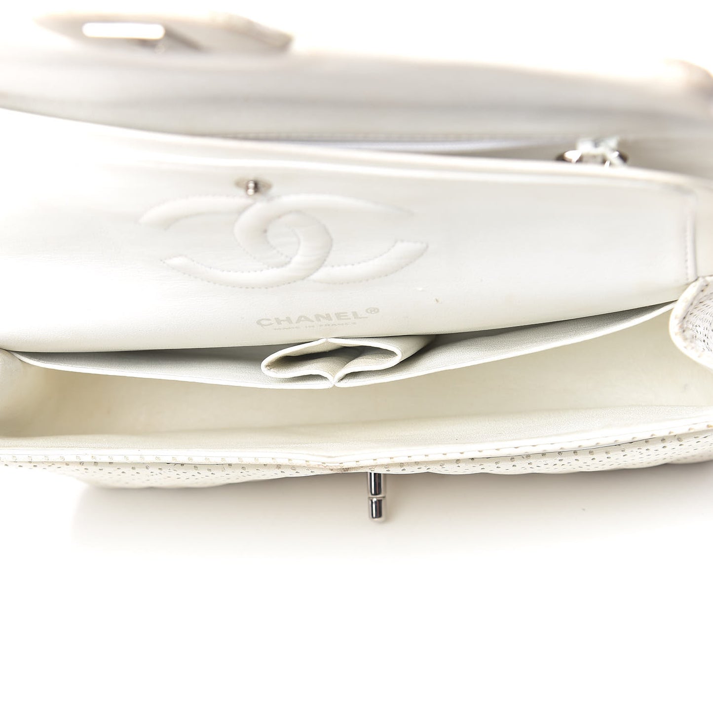 Lambskin Perforated Medium Double Flap White