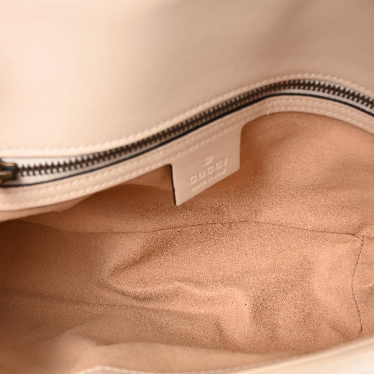 Calfskin Matelasse Small GG Marmont Shoulder Bag White