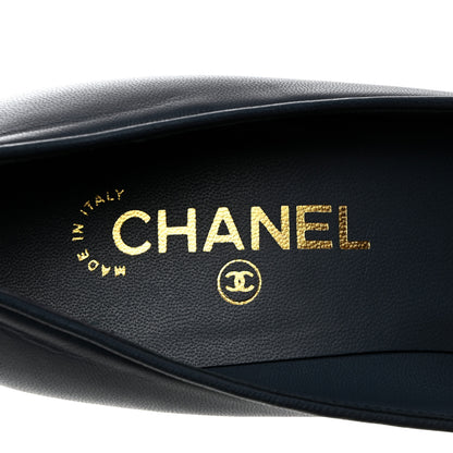 Chanel Lambskin Grosgrain Cap Toe Pumps 40 Blue Black 7 of 8