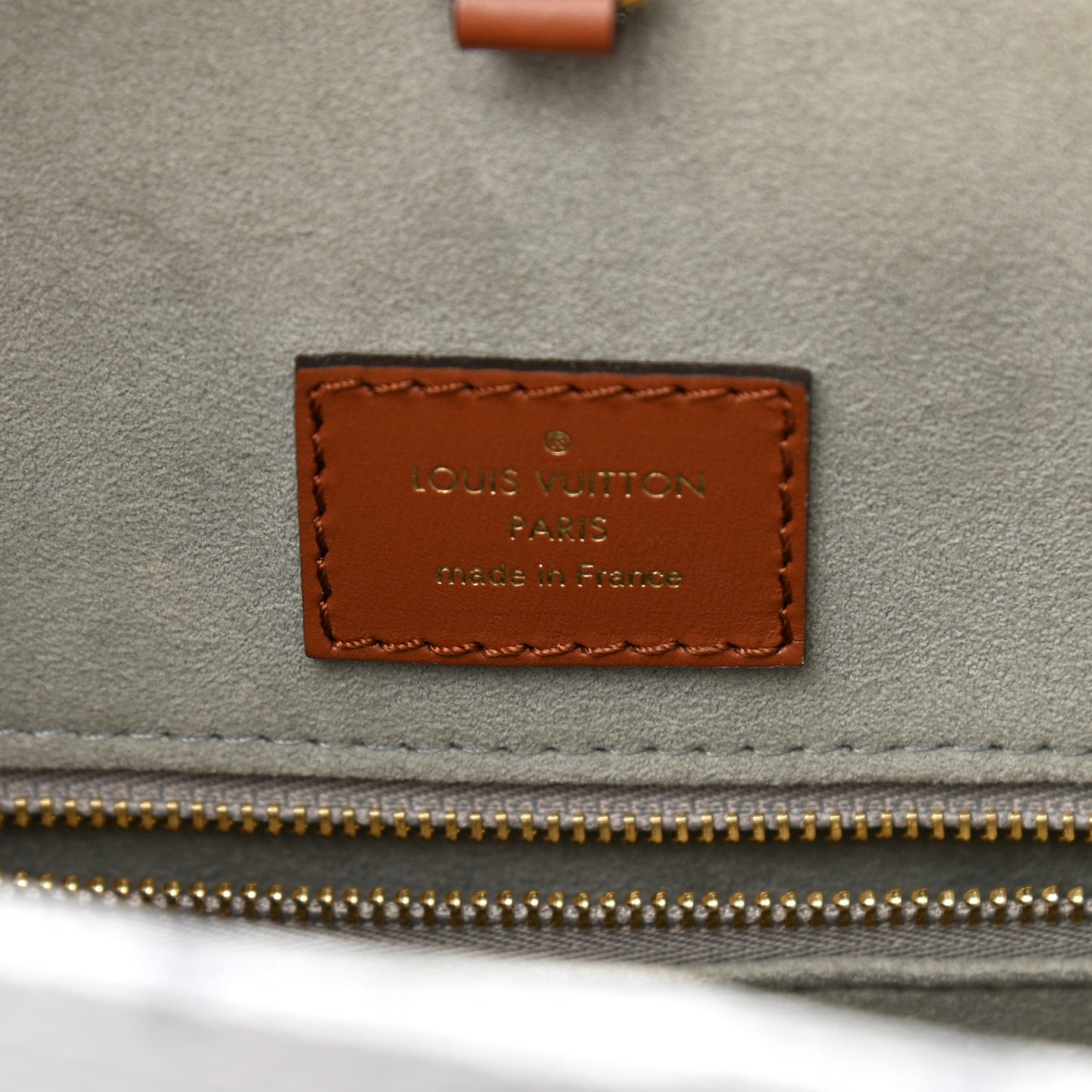 Metallic Monogram LV Garden OnTheGo MM Silver