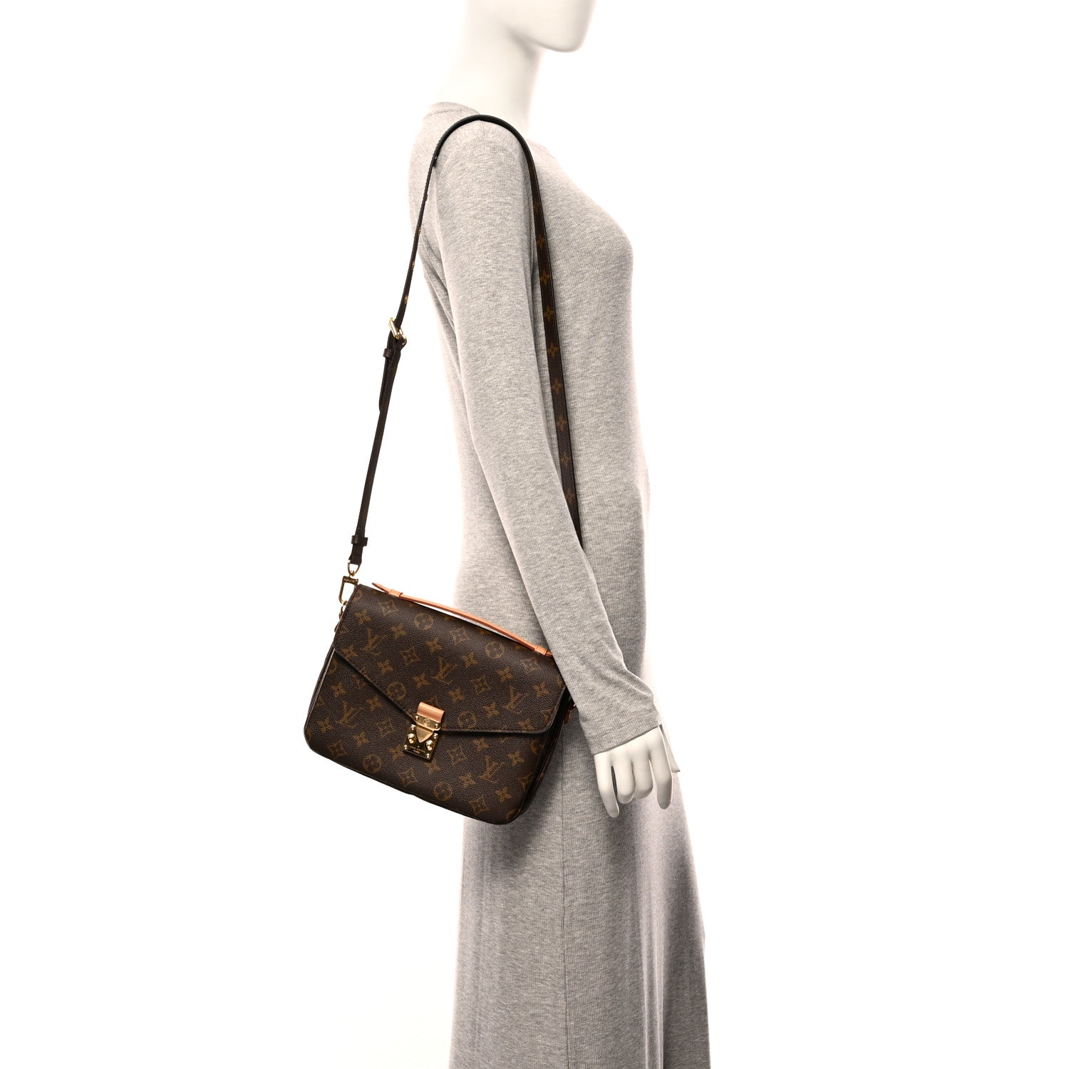 Louis Vuitton Monogram Pochette Metis 2 of 11